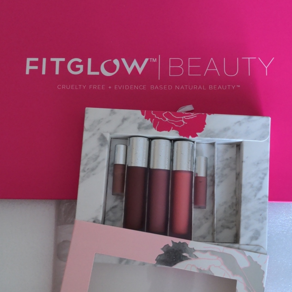 Fitglow lip serum